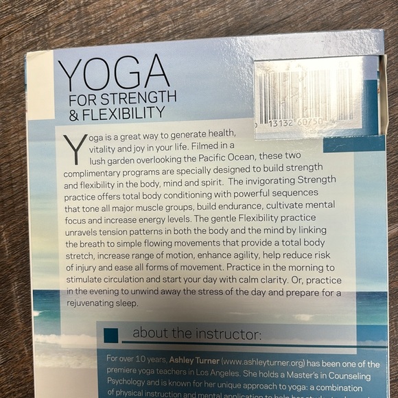 Element Yoga DVD for flexibility and strength with Ashley Turner - Picture 3 of 5